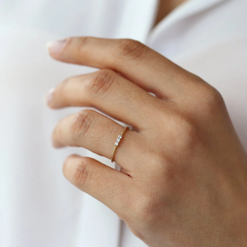 14k 3 Stone Beaded Diamond Ring - Image 5