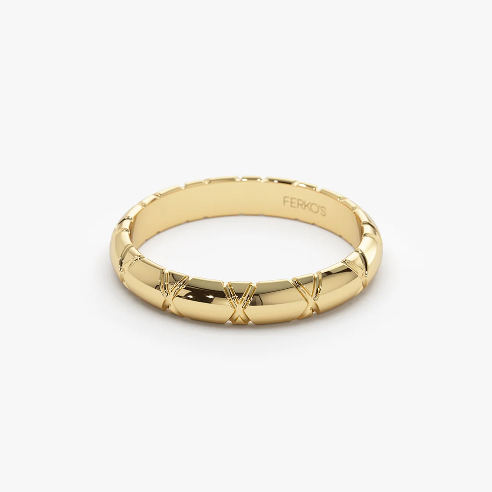 14k 3MM Unique X Cut Design Gold Wedding Ring - Image 7