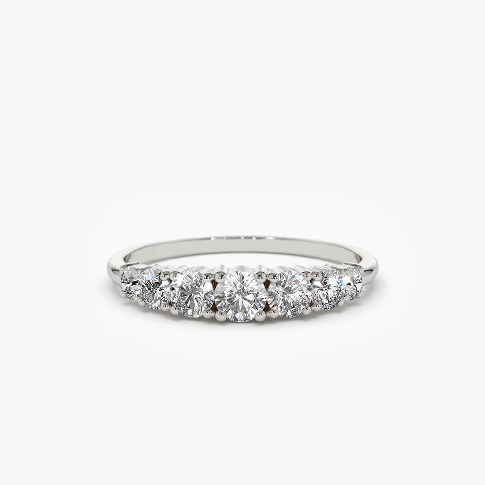 14K Gold 7 Stone Diamond Graduated Wedding Ring - Image 5