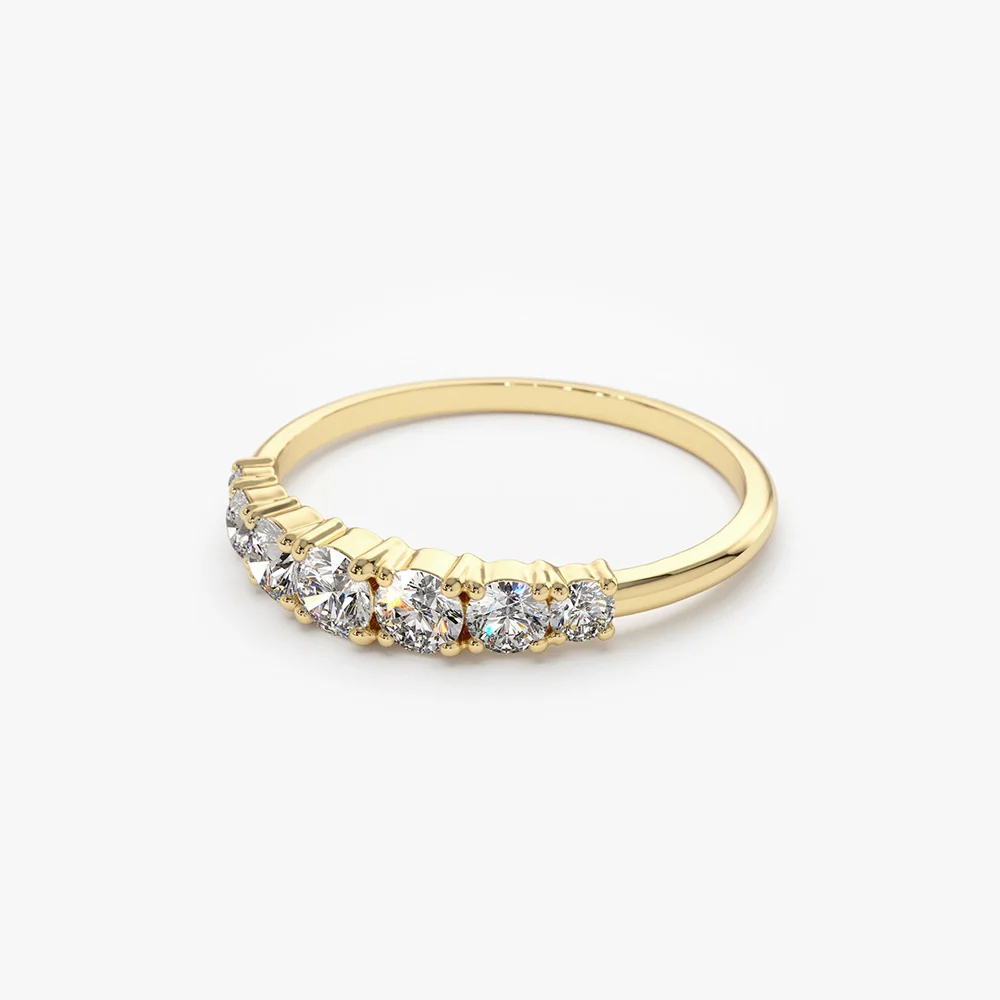 14K Gold 7 Stone Diamond Graduated Wedding Ring - Image 6