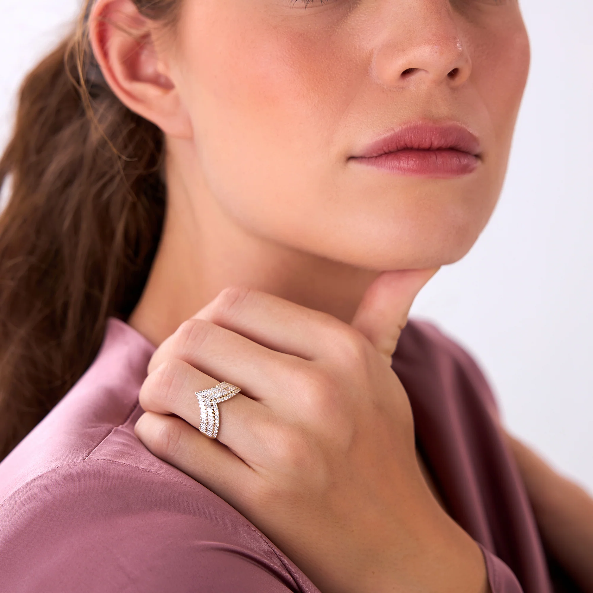 14k Baguette and Round Diamond Chevron Statement Ring - Image 5