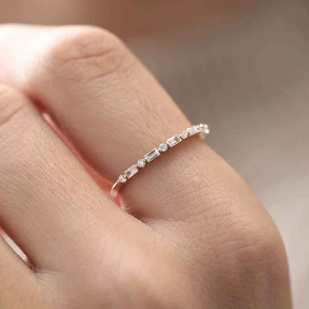14K Baguette and Round Diamond Ring - Image 2