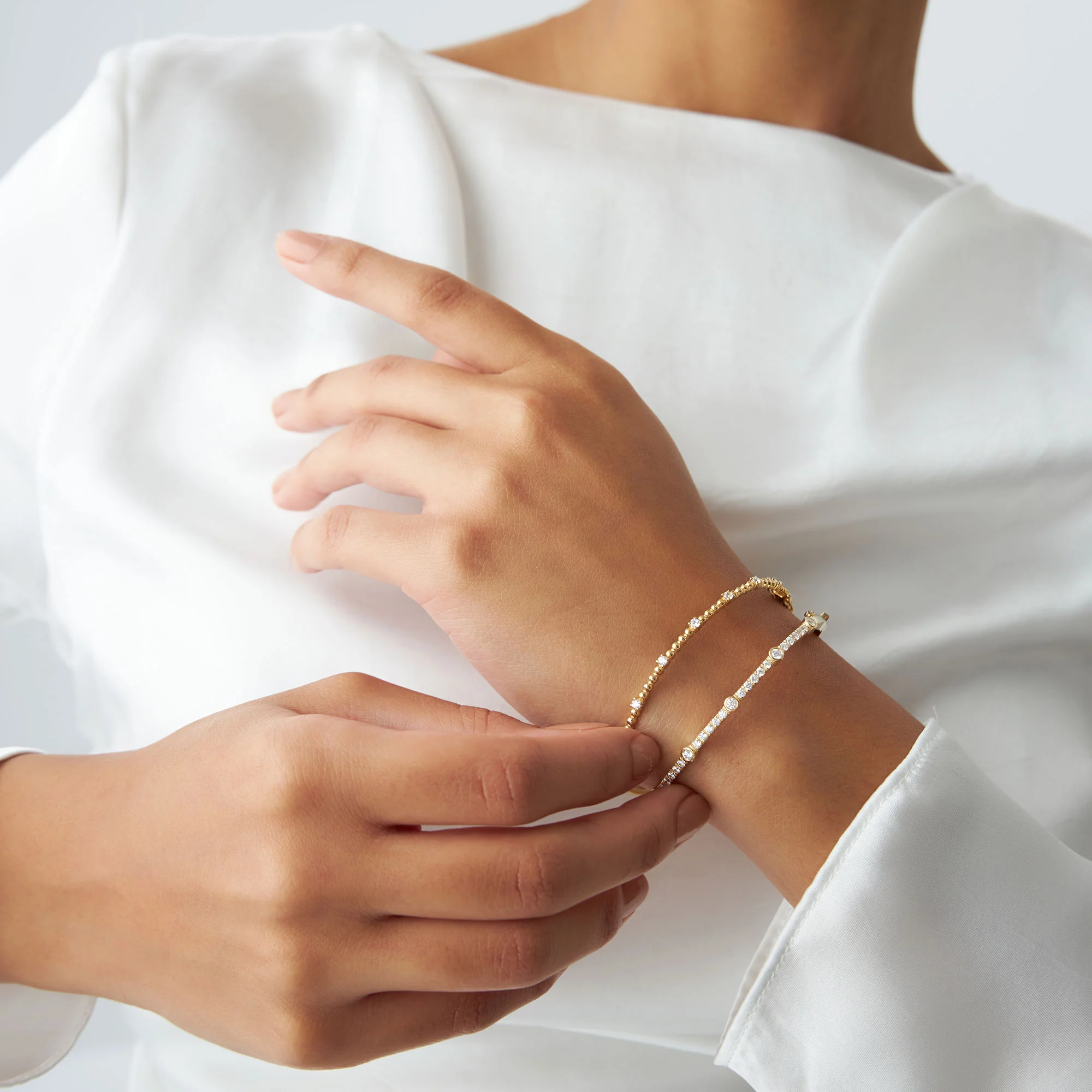 14K Beaded Gold Diamond Bangle Bracelet - Image 5
