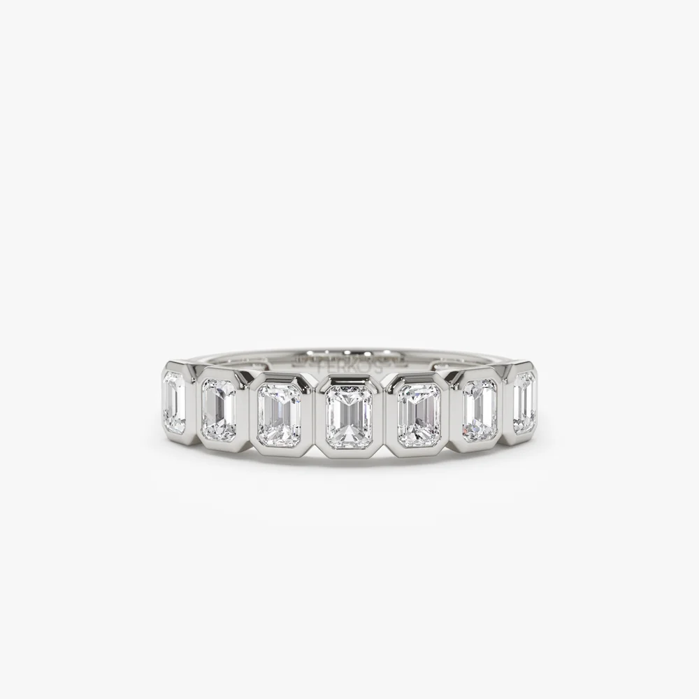 14k Bezel Setting Emerald Cut Diamond Wedding Band - Image 8