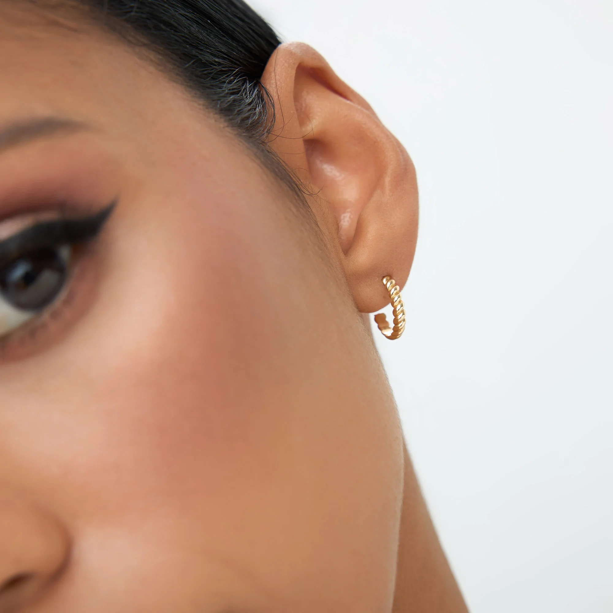 14k Braided 3MM Twist Earrings - Image 3