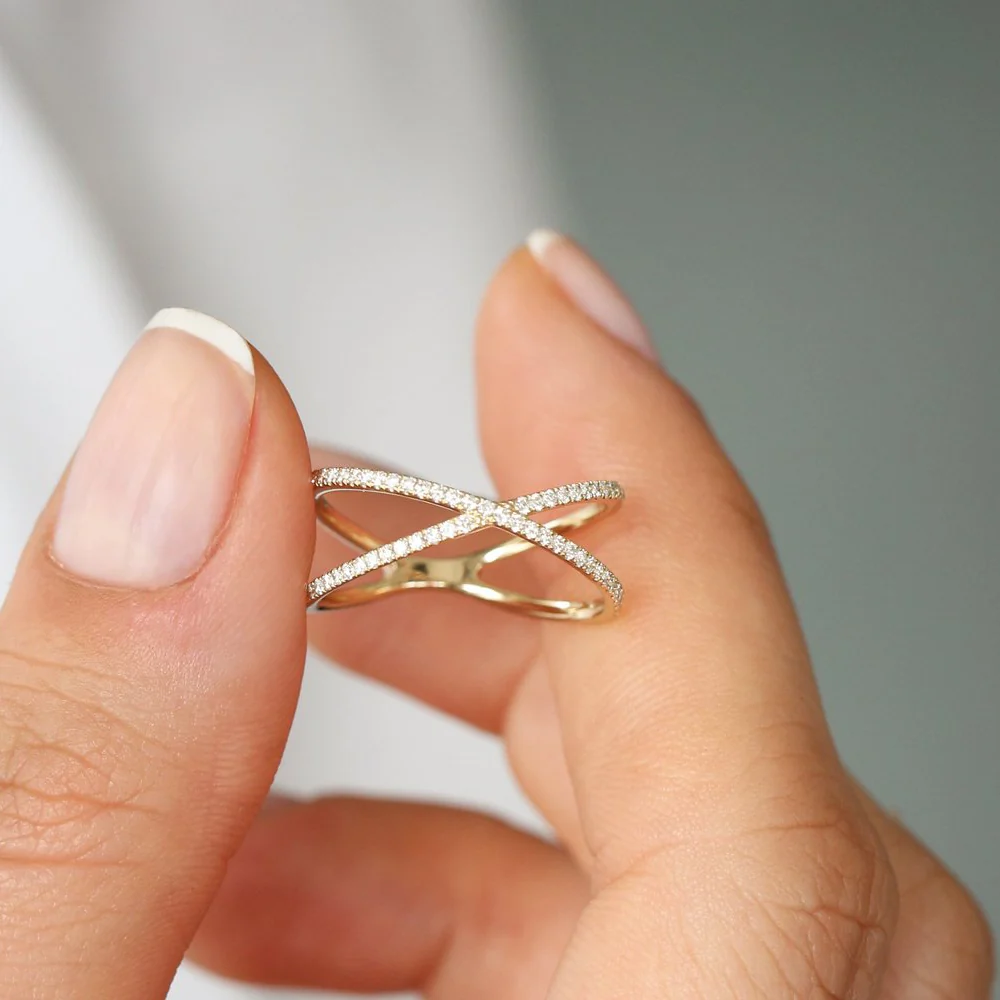 14K Gold Diamond Criss Cross Pave Ring - Image 4