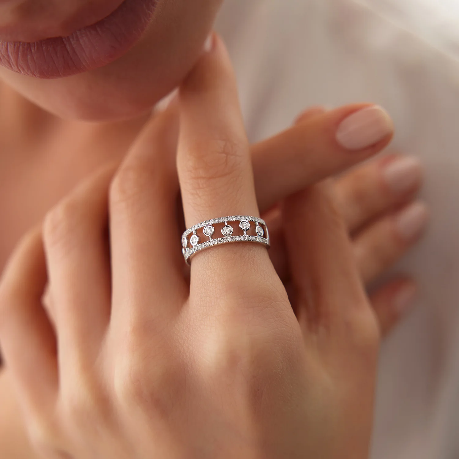 14k Double Row Pave Ring w/ Floating Diamonds - Image 4