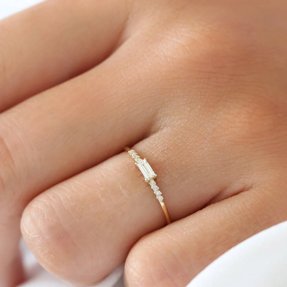 14K Gold Baguette & Round Diamond Engagement Ring - Image 3