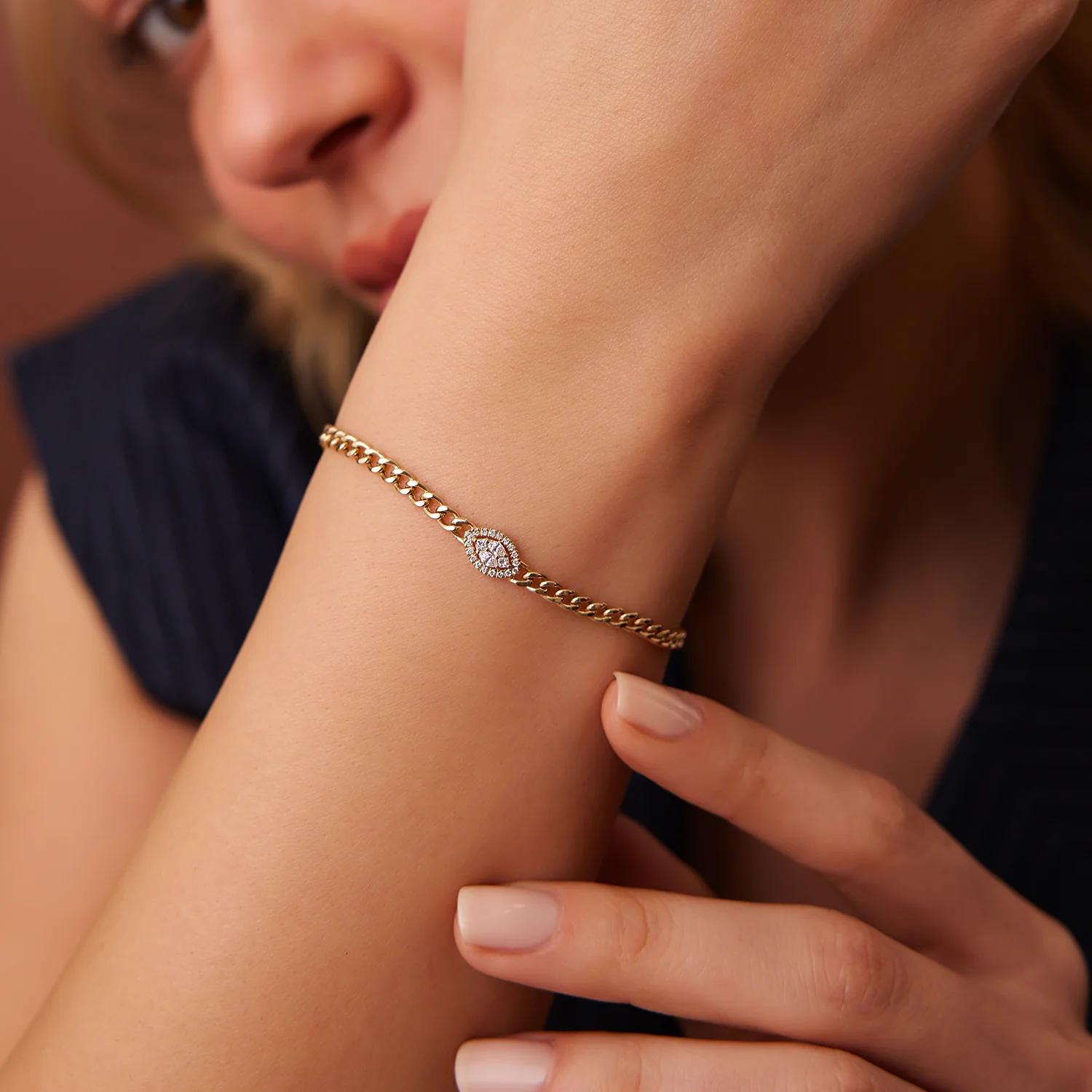 14k Gold Curb Link Marquise Diamond Illusion Setting Bracelet - Image 3