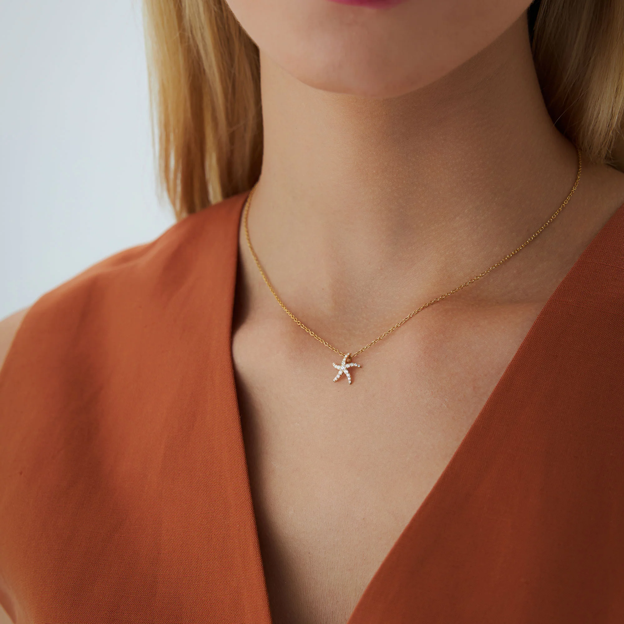 14k Gold Diamond Starfish Charm Pendant - Image 3