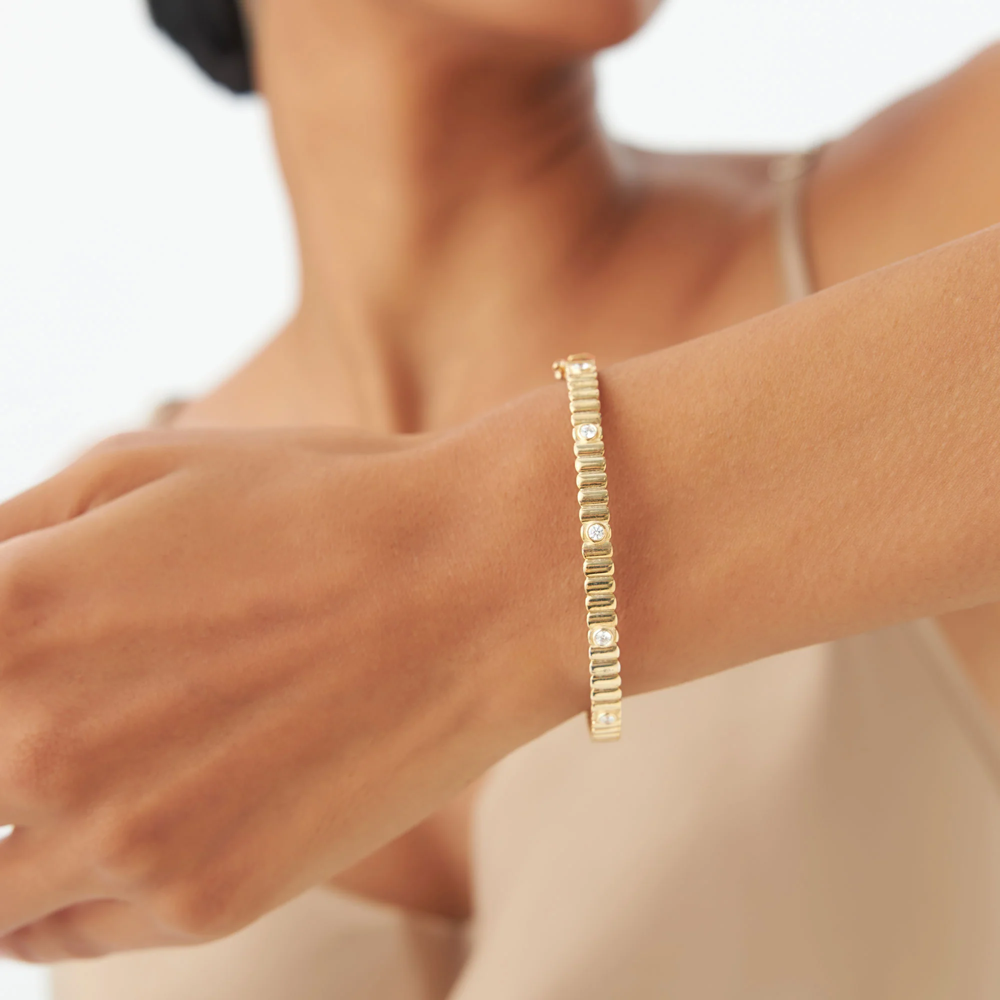 14k Gold Ribbed Diamond Bangle Bracelet - Image 2