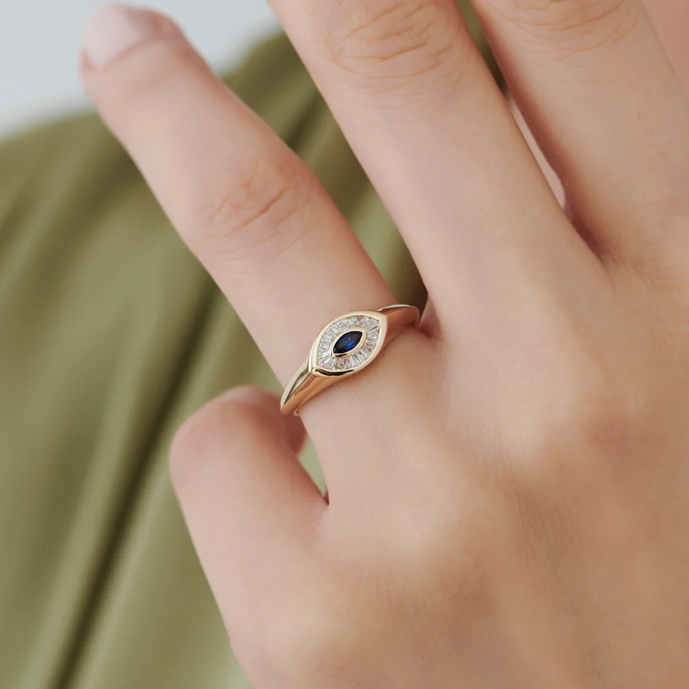 14k Marquise Shaped Sapphire and Baguette Diamond Ring - Image 2