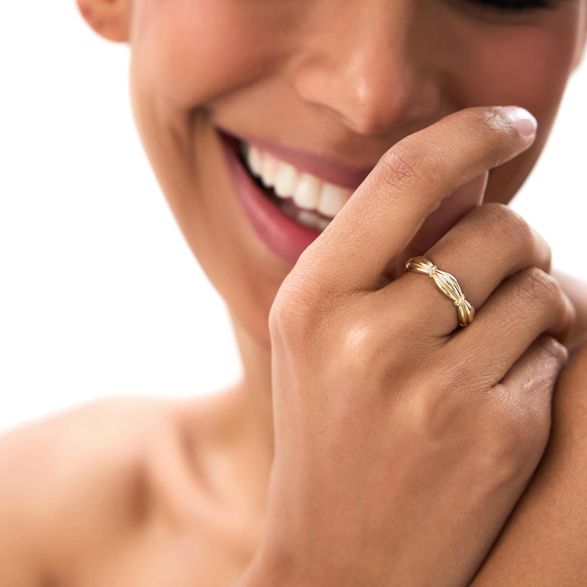 14k Gold Textured Knot Ring - Image 3
