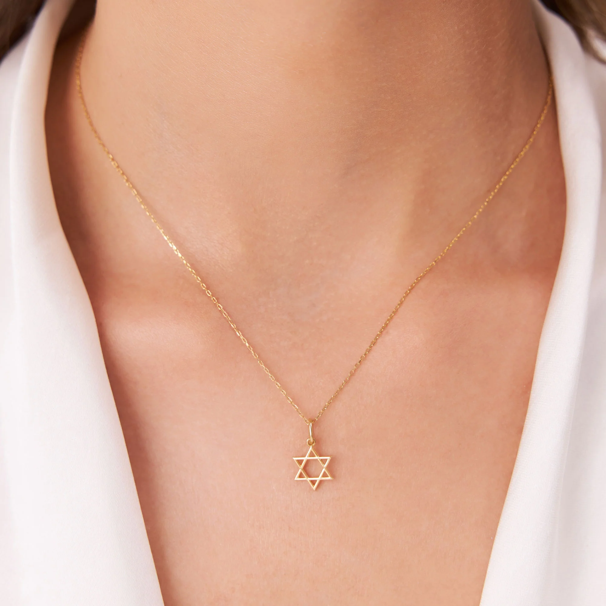 14K Plain Gold Star Of David Necklace - Image 2