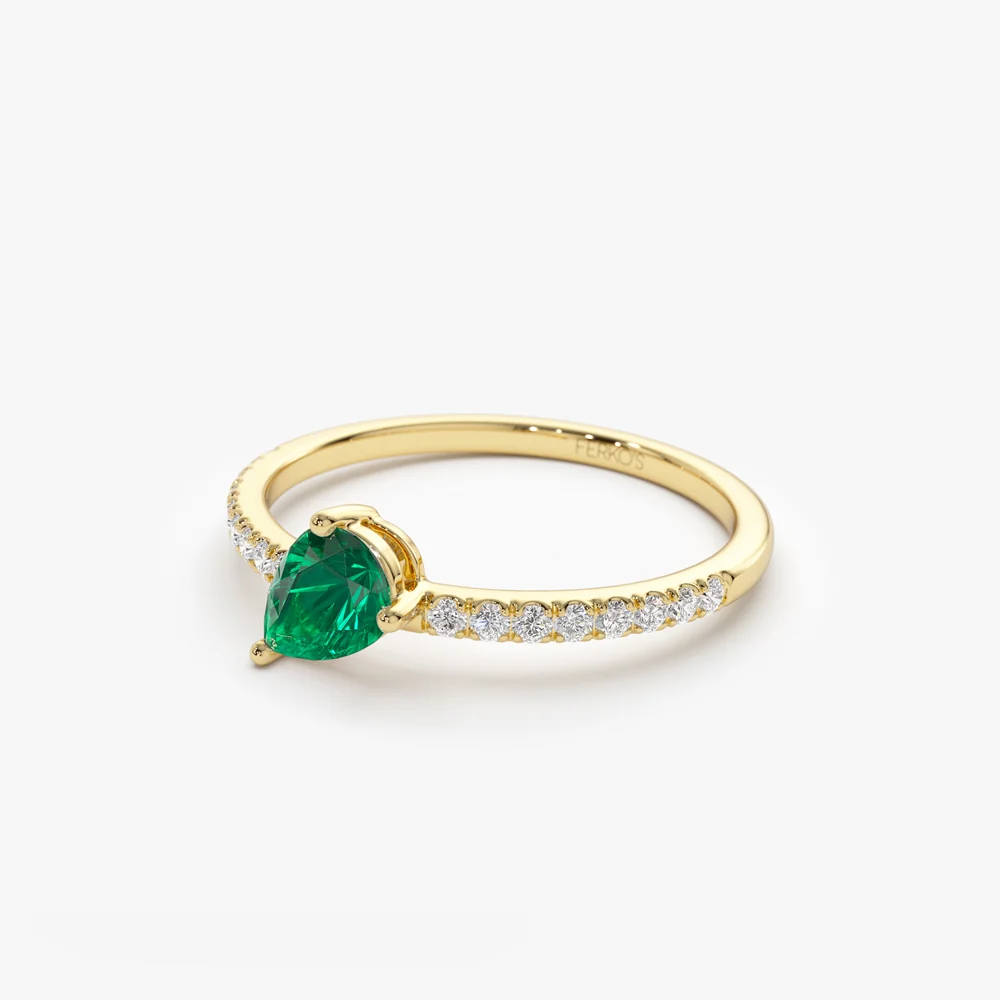 14k Slanted Pear Shape Emerald Ring with Pave Diamonds - Image 7