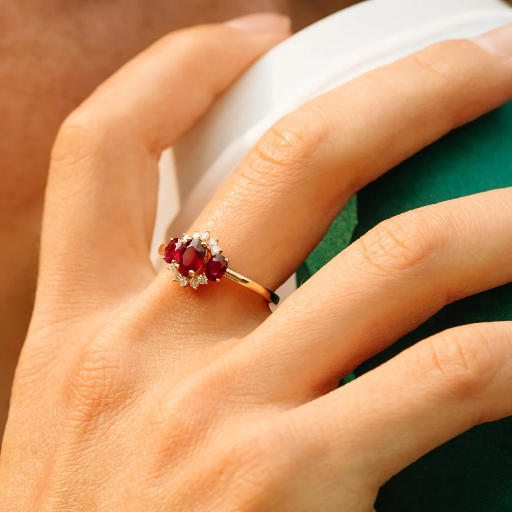 14k Three Stone Ruby Cluster Ring - Image 7