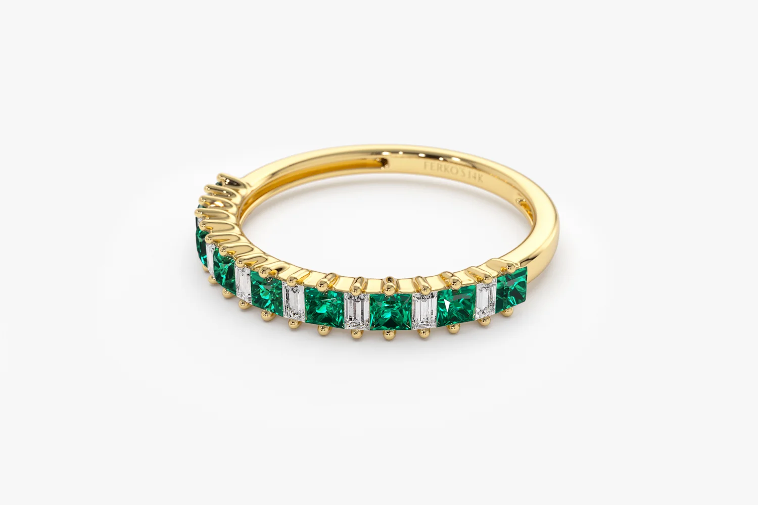 14k Unique Princess Cut Emerald and Baguette Diamond Ring - Image 12