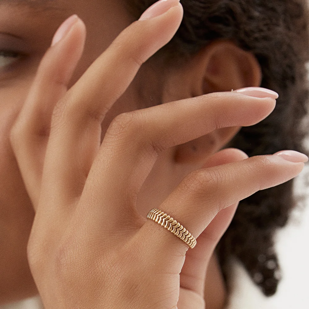 14k Unique Statement Stacking Gold Ring - Image 3
