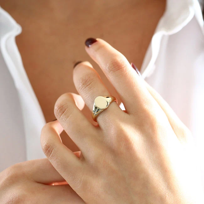 14K Gold Engravable Oval Signet Ring - Image 2