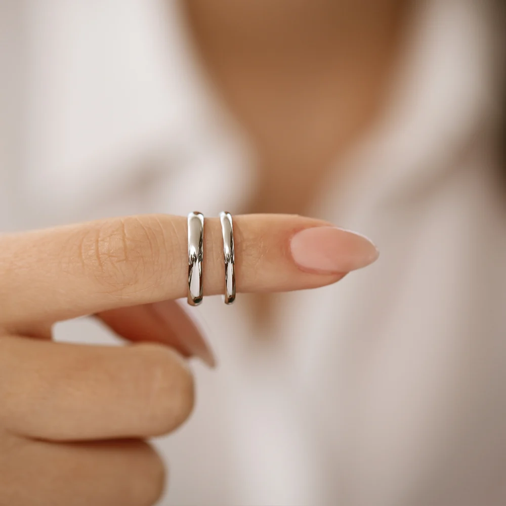 Platinum 2MM Dome Wedding Band - Image 2
