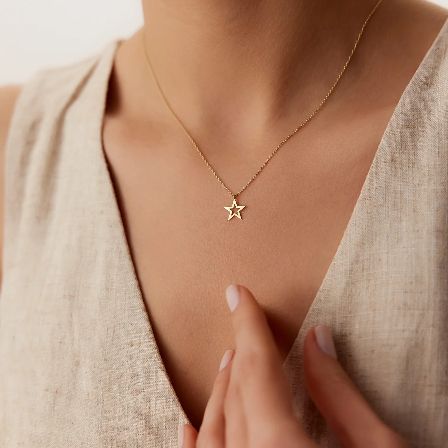 14k Star Necklace - Image 3